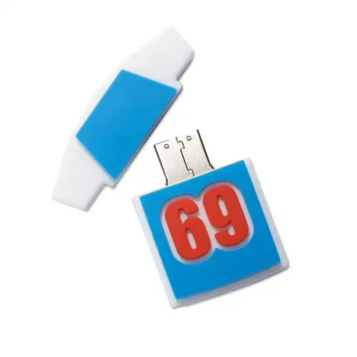 USB personalizada en PVC 2D con forma de personaje o logotipo a todo color