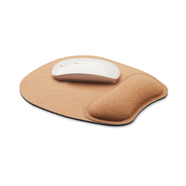 Mouse pad ergonómico de corcho MARBO con reposamuñeca sobre escritorio sostenible