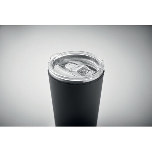 Vaso TUMLADO de acero reciclado con funda negra y tapa antifugas
