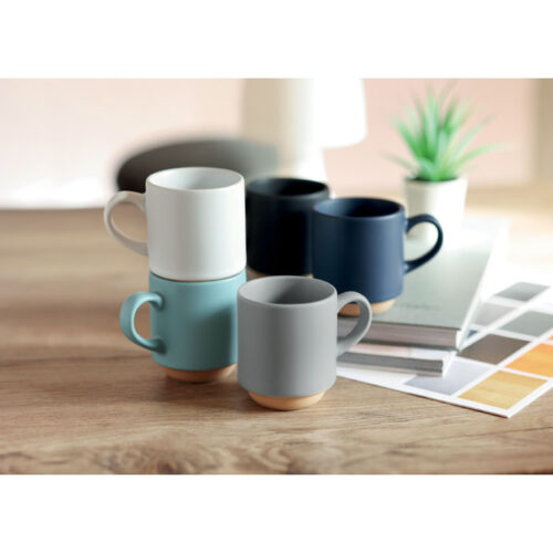 Taza cerámica apilable CERACK de 170 ml con acabado mate, base sin esmaltar y diseño minimalista