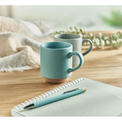 Taza cerámica apilable CERACK de 170 ml con acabado mate, base sin esmaltar y diseño minimalista