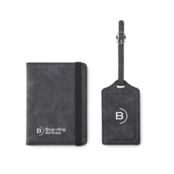 Set de viaje personalizado con porta pasaporte y etiqueta de equipaje en PU negro con logotipo corporativo