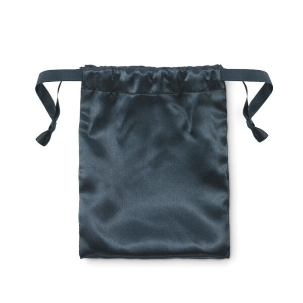 Antifaz negro de poliéster con estuche de satén, ideal para viajes y descanso personalizado