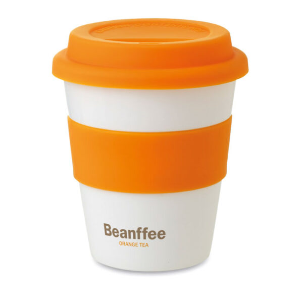 Vaso plástico reutilizable personalizado ASTORIA con tapa y banda de silicona naranja, ideal para promociones ecológicas