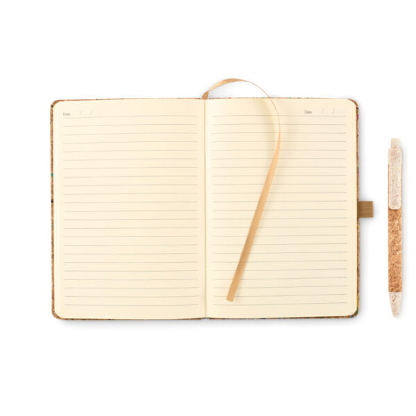 Libreta CORNOTA con tapas de corcho natural y toques de color, ideal para personalizar con logo