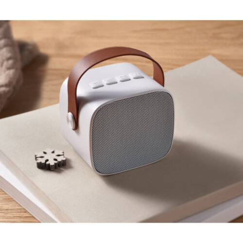 Bocina portátil ecológica KARASETA de ABS reciclado con asa de PU, Bluetooth y diseño retro compacto