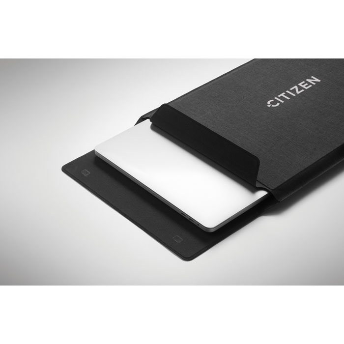 Funda portátil PRACTIC 3 en 1 de RPET 16 pulgadas con soporte y alfombrilla