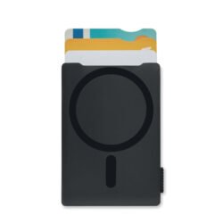 Tarjetero magnético adherido a un teléfono, con logo impreso y tarjetas dentro