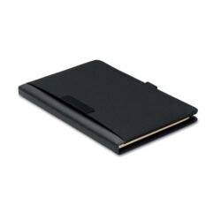 Portafolio A5 personalizado negro cerrado con solapa y soporte para bolígrafo